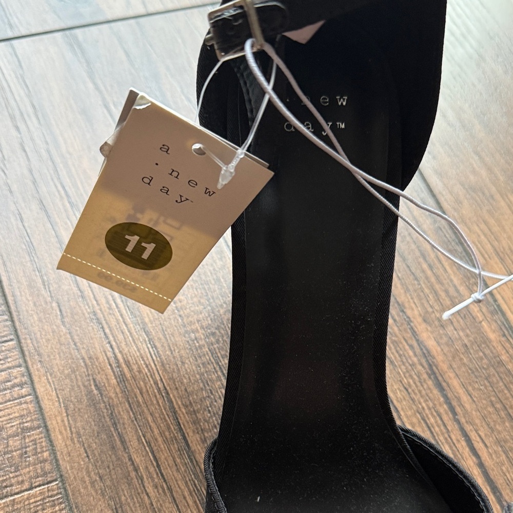 a new day Black Bow Heels size 11 - Picture 5 of 11